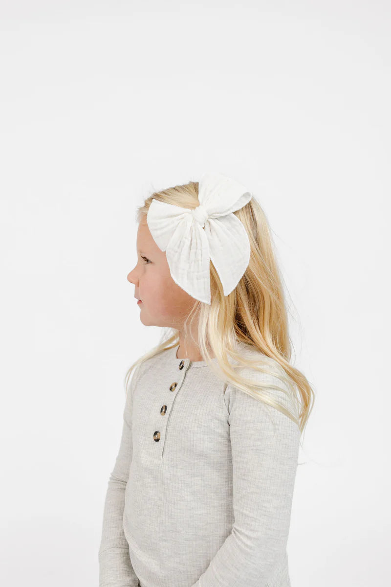 Cloud Muslin Heirloom Bow - White Clip - Large / Alligator Clip