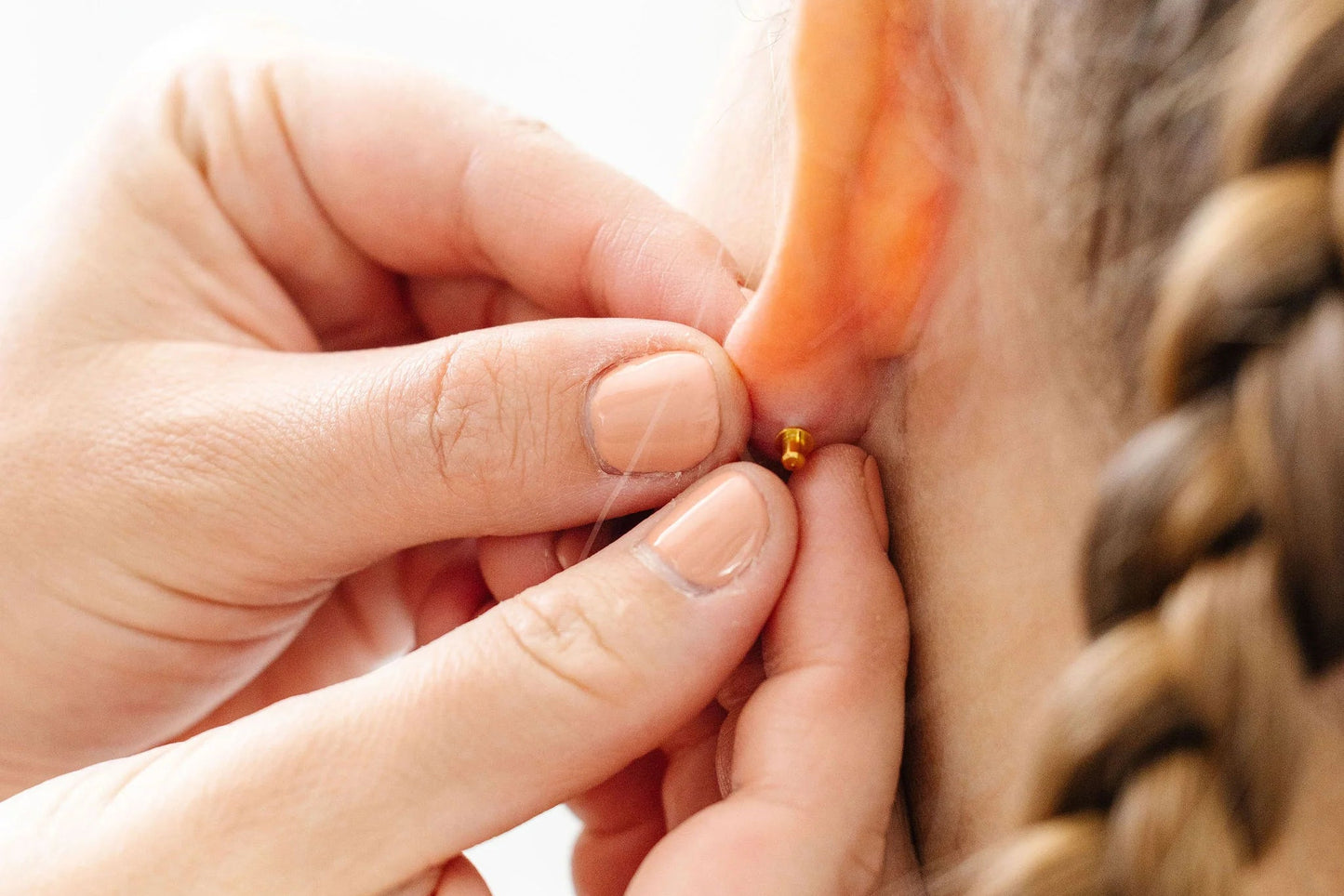 Minnie Screw Back Earrings