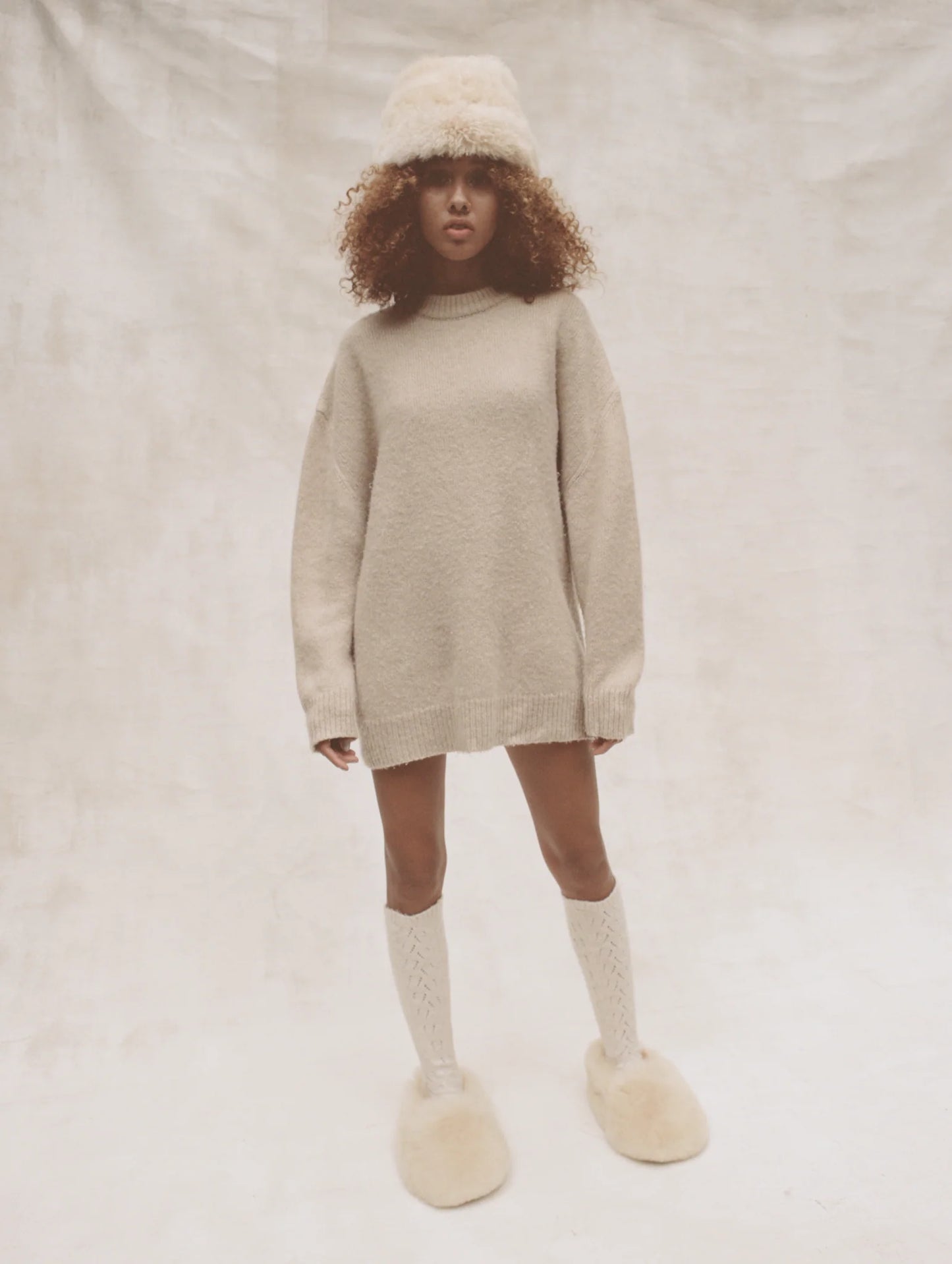 Cozy Alpaca Slipper - Medium (W8-9)