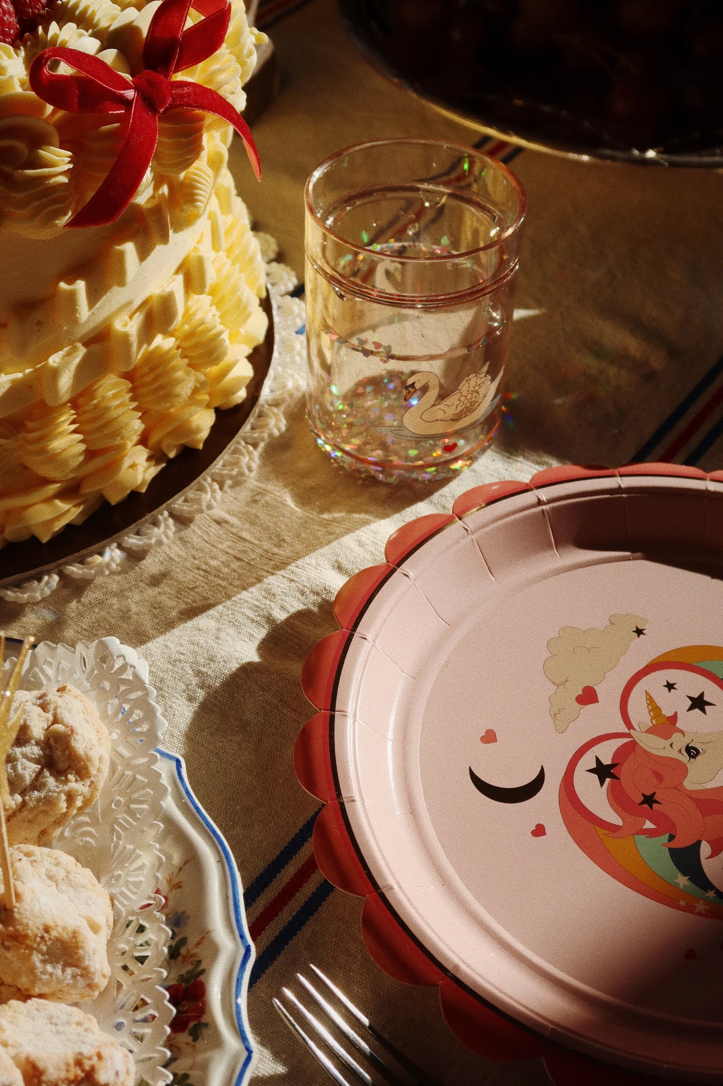 2 Pack Glitter Cups - Swan Off White