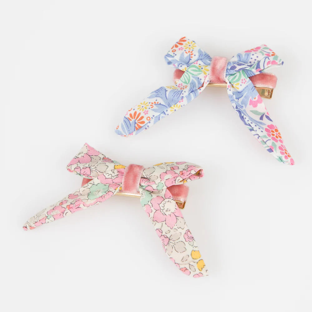 Floral Pattern Bow Hair Clips
