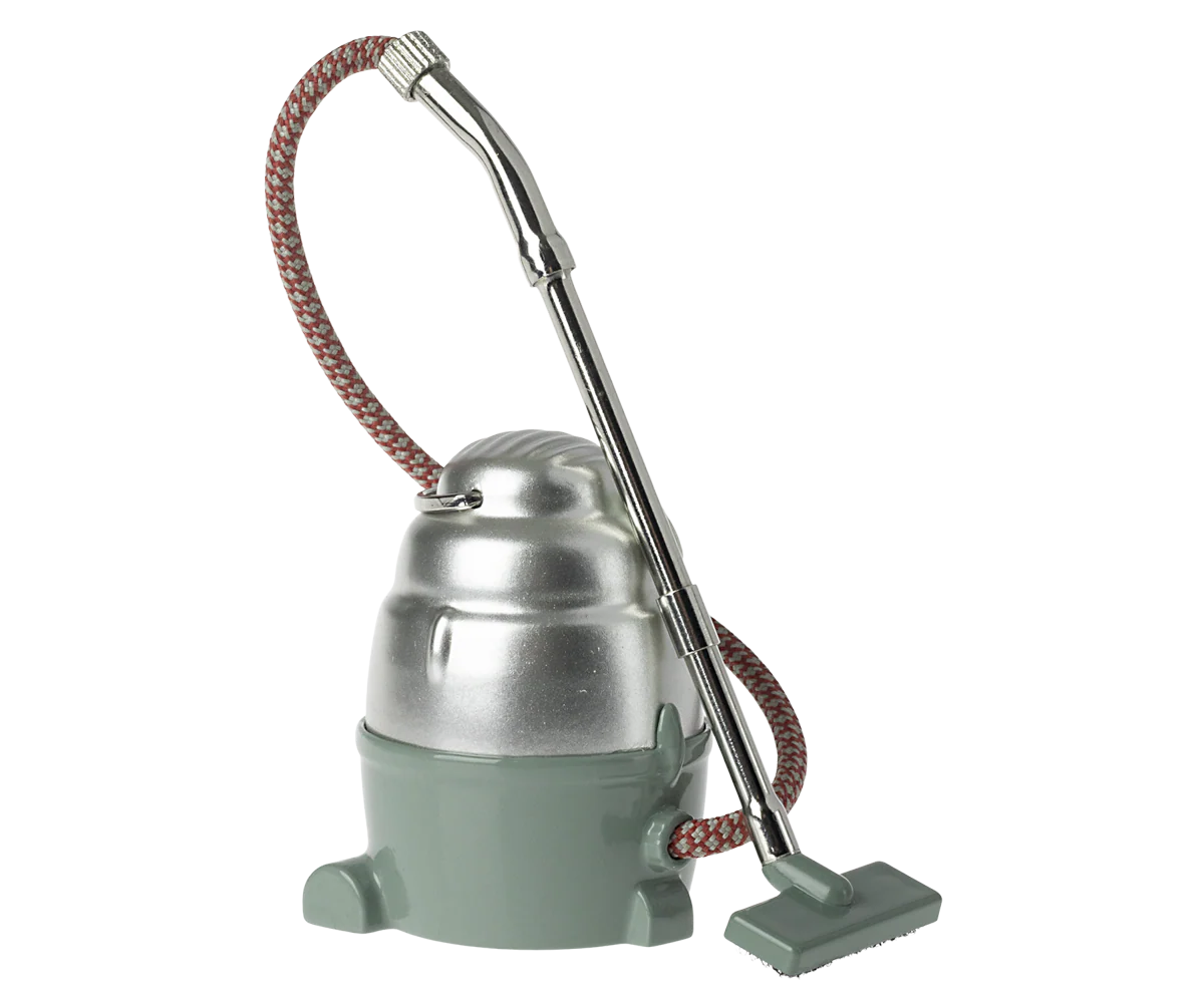 Vacuum Cleaner, Mouse – Moon & Sun