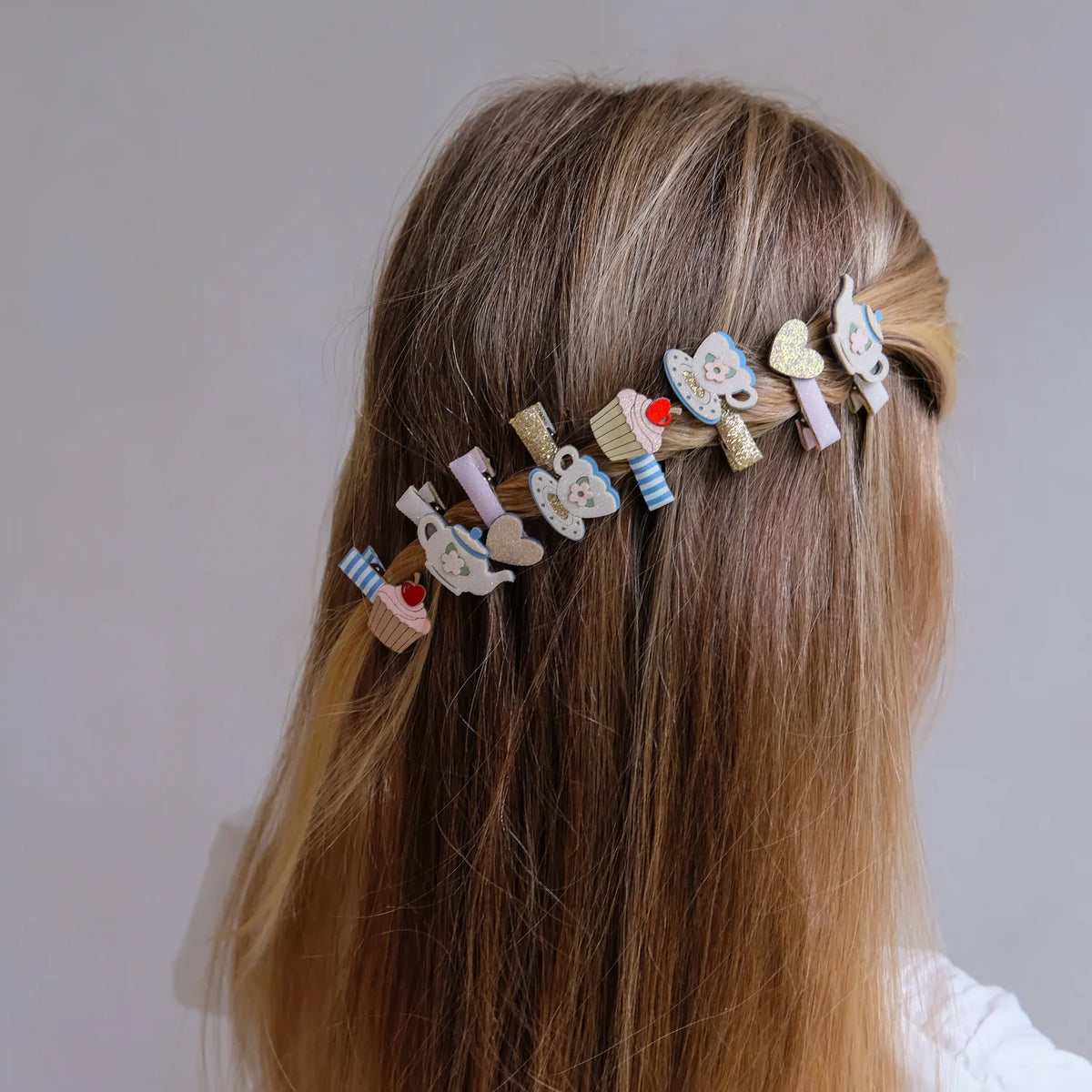 Afternoon Tea Salon Clips