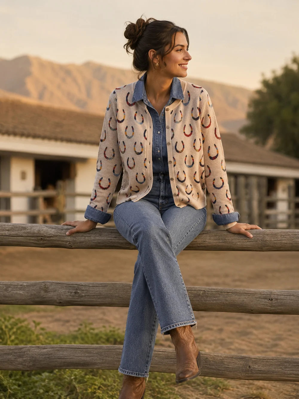Horse Shoe Jacquard Knit Women Cardigan (Organic Cotton)