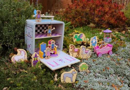 Suitcase: Princess Castle