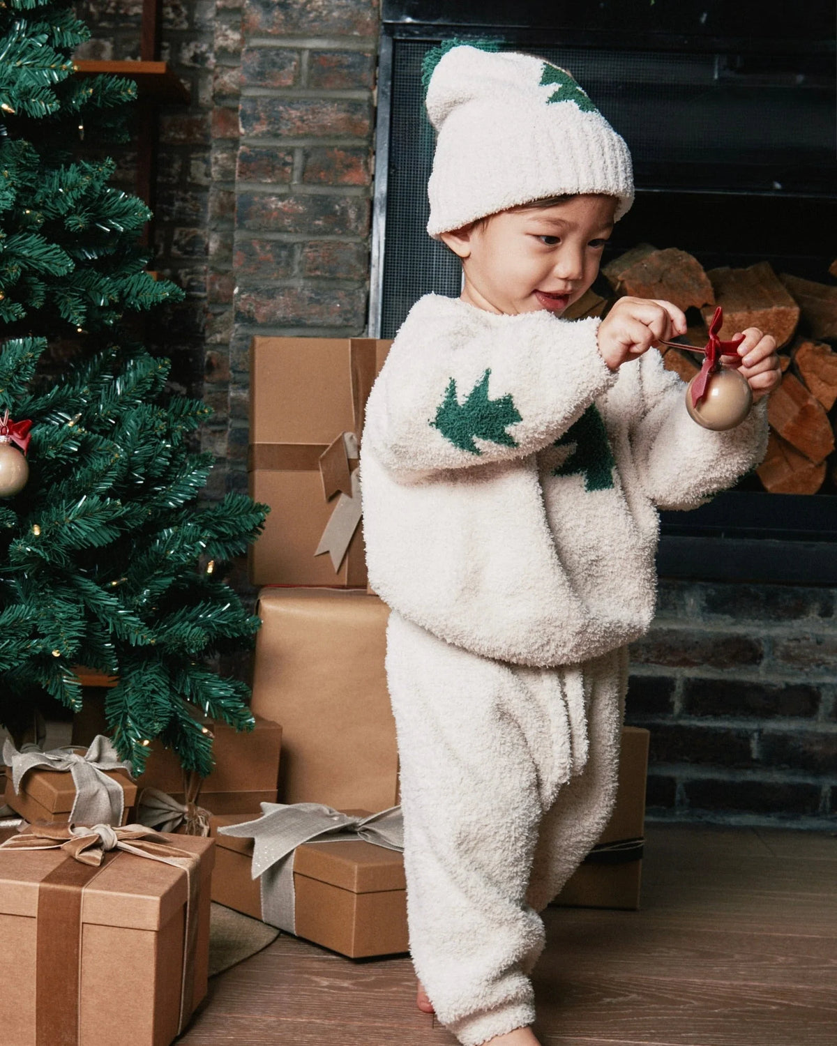 Boxy Sweater Christmas Tree