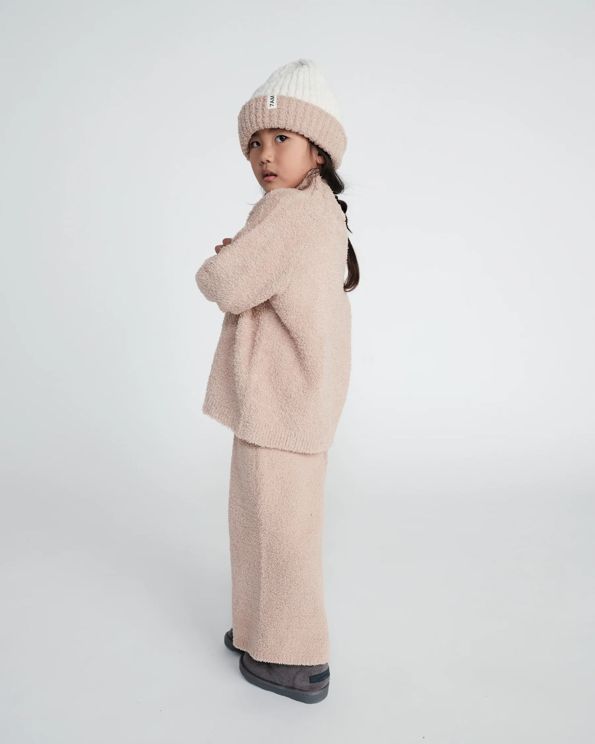 Two Tone Ribbed Beanie Fuzzy