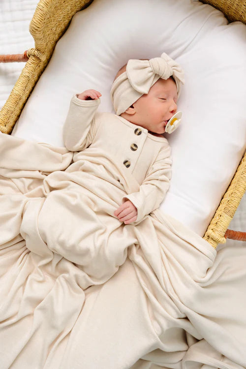 Dakota Plush Knit Swaddle Blanket - Regular Luxe (48 x 48 inches)