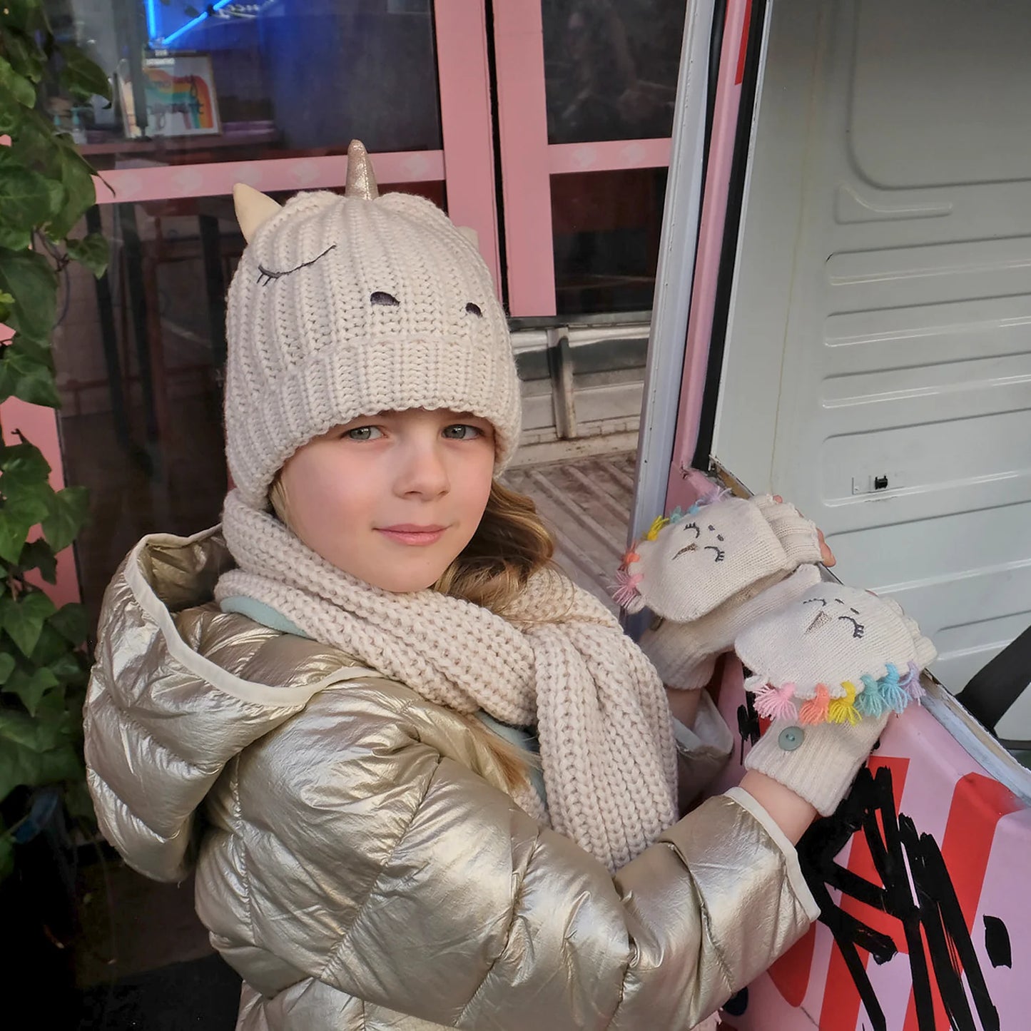 Rainbow Unicorn Knitted Gloves (3-6 Years)