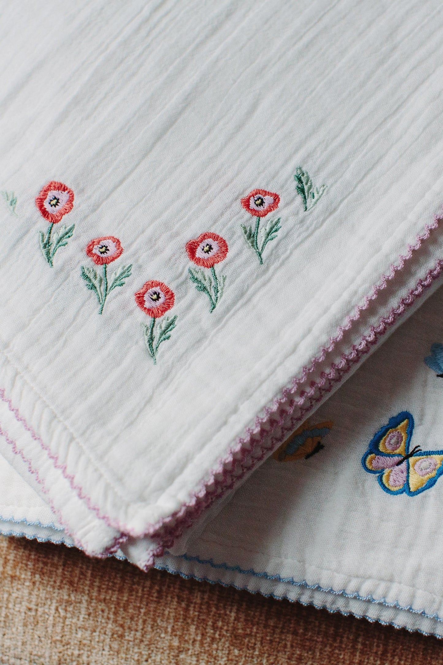 Poppy Embroidered Shawl Blanket - White