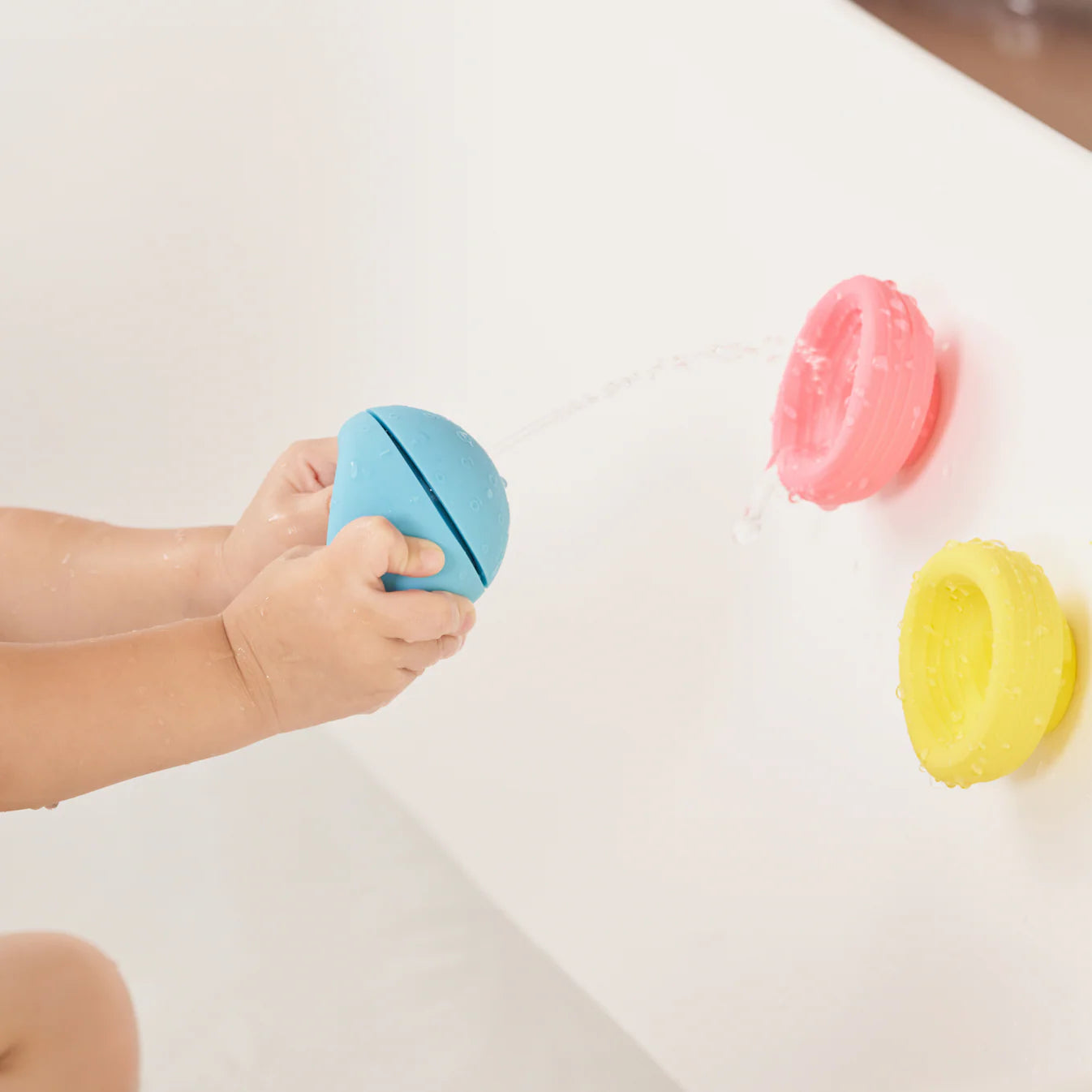 B is for Ball - Ball Set in "Honk Honk" Bus Toy Box