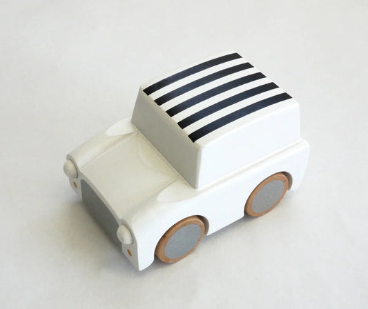 Karuma Wind-up Car - Stripe White